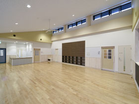 子育て支援センター内観