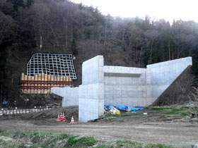 橋梁下部工事（生坂村山清路）